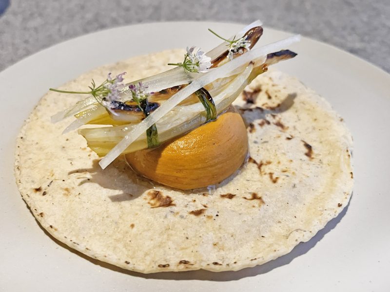 Butter beans taco, peanut sauce